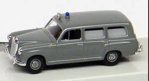Mercedes 180 Kombi DRK