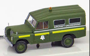 Land Rover 109 geschlossen RAF Aircraft Engineering