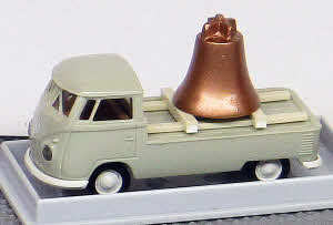 VW T1b Pritsche Glockentransport
