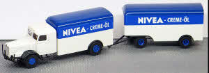 Büssing 8000 Kofferzug Nivea