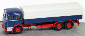 Büssing 12.000 Pritschen-LKW blau